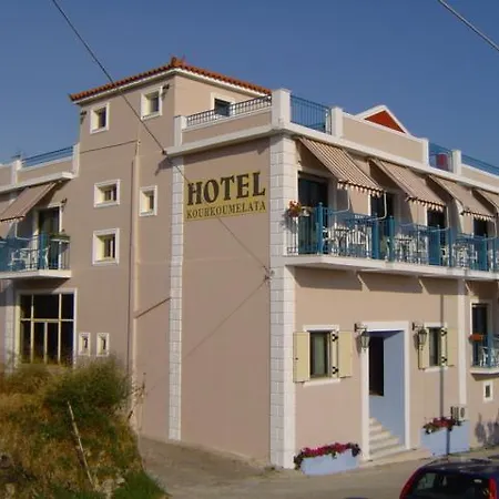 Kourkoumelata Apartment