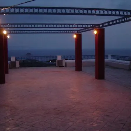 Kourkoumelata Apartment *